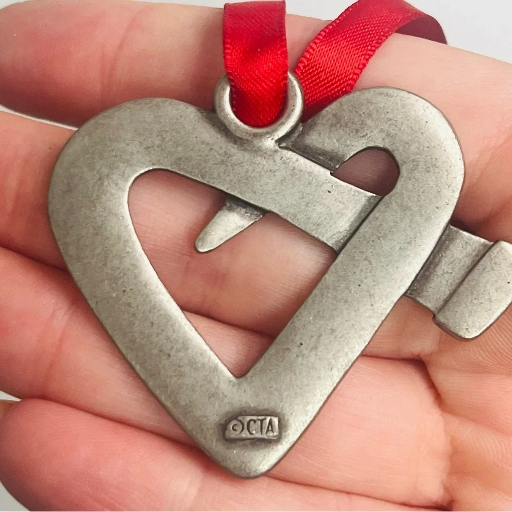 silver‎ tone 2 inch metal twisted nail heart figurine ornament red ribbon
